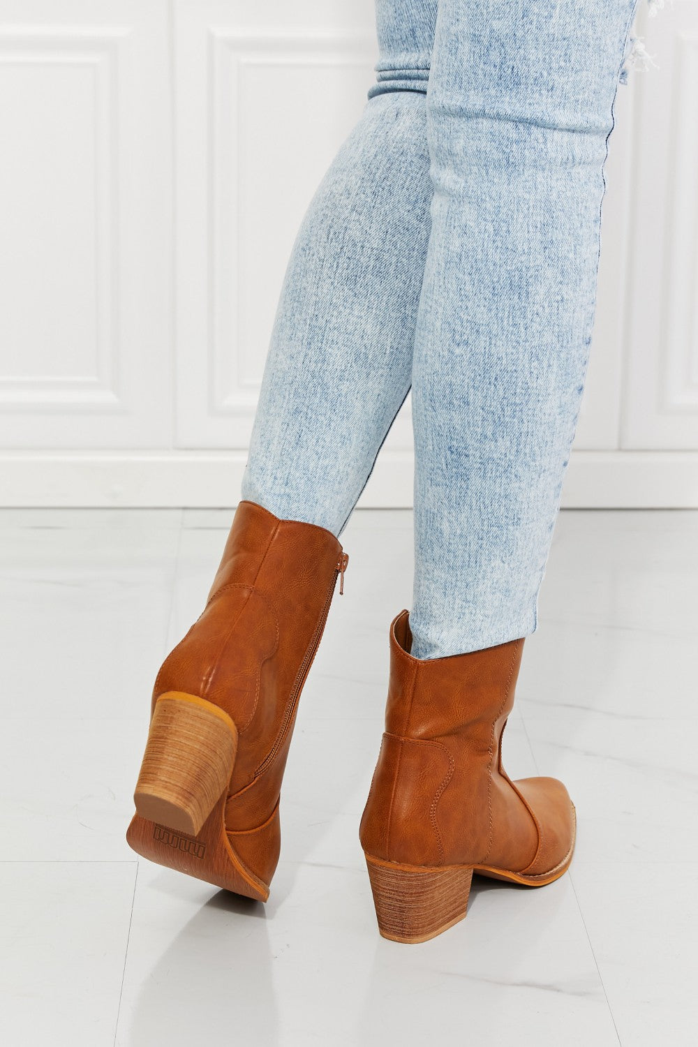 MMShoes Watertower Town Faux Leather Western Ankle Boots in Ochre - AllIn Computer