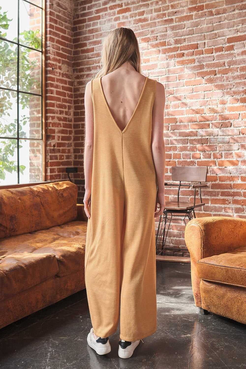 Ces Femme V-Neck Sleeveless Wide Leg Jumpsuit - AllIn Computer
