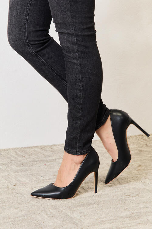 Melody 4" Closed Toe Heels - AllIn Computer