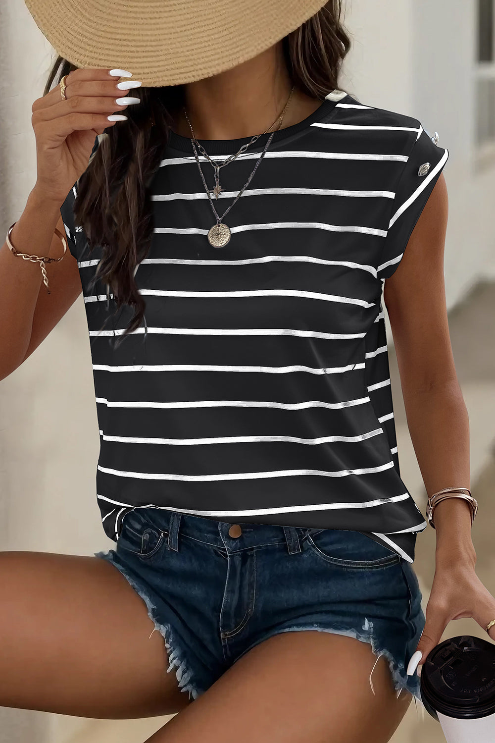 Decorative Button Round Neck T-Shirt - AllIn Computer