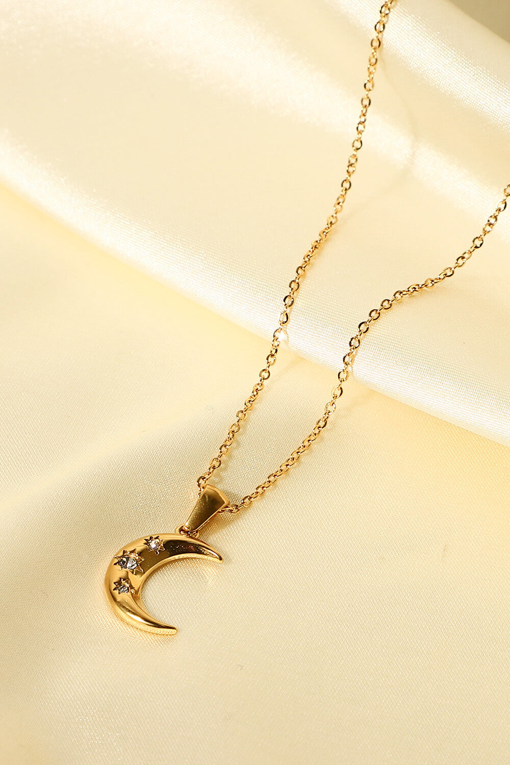 18K Gold Plated Inlaid Zircon Moon Pendant Necklace - AllIn Computer