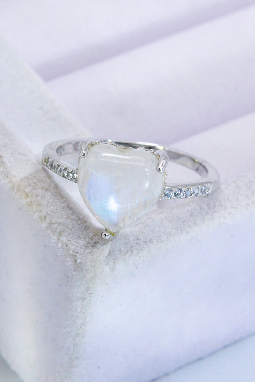 Heart-Shaped Natural Moonstone Ring - AllIn Computer