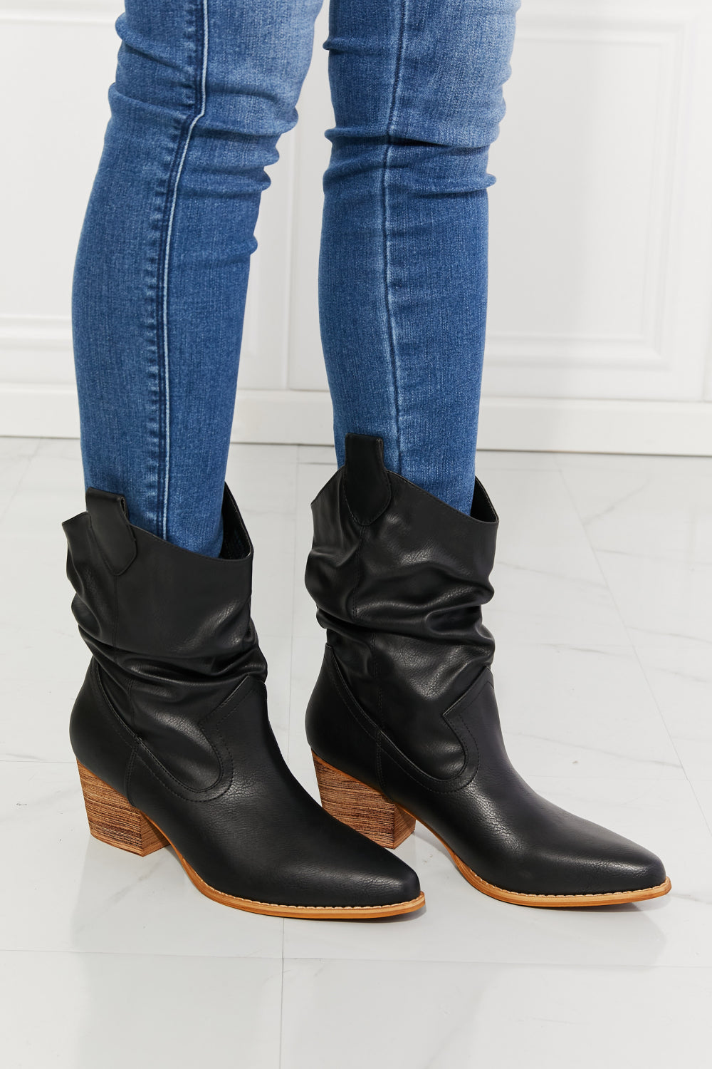 MMShoes Better in Texas Scrunch Cowboy Boots in Black - AllIn Computer