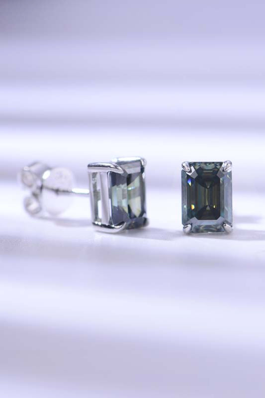 2 Carat Moissanite Stud Earrings in Green - AllIn Computer