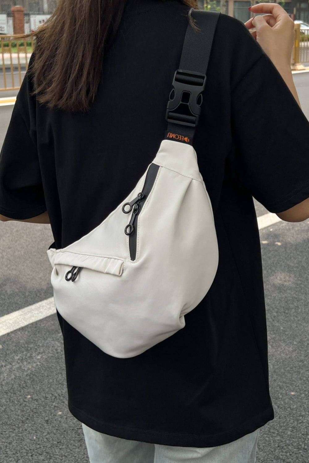 Large Nylon Sling Bag - AllIn Computer