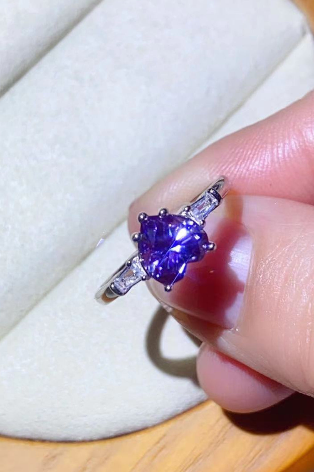 1 Carat Moissanite Heart-Shaped Platinum-Plated Ring in Purple - AllIn Computer