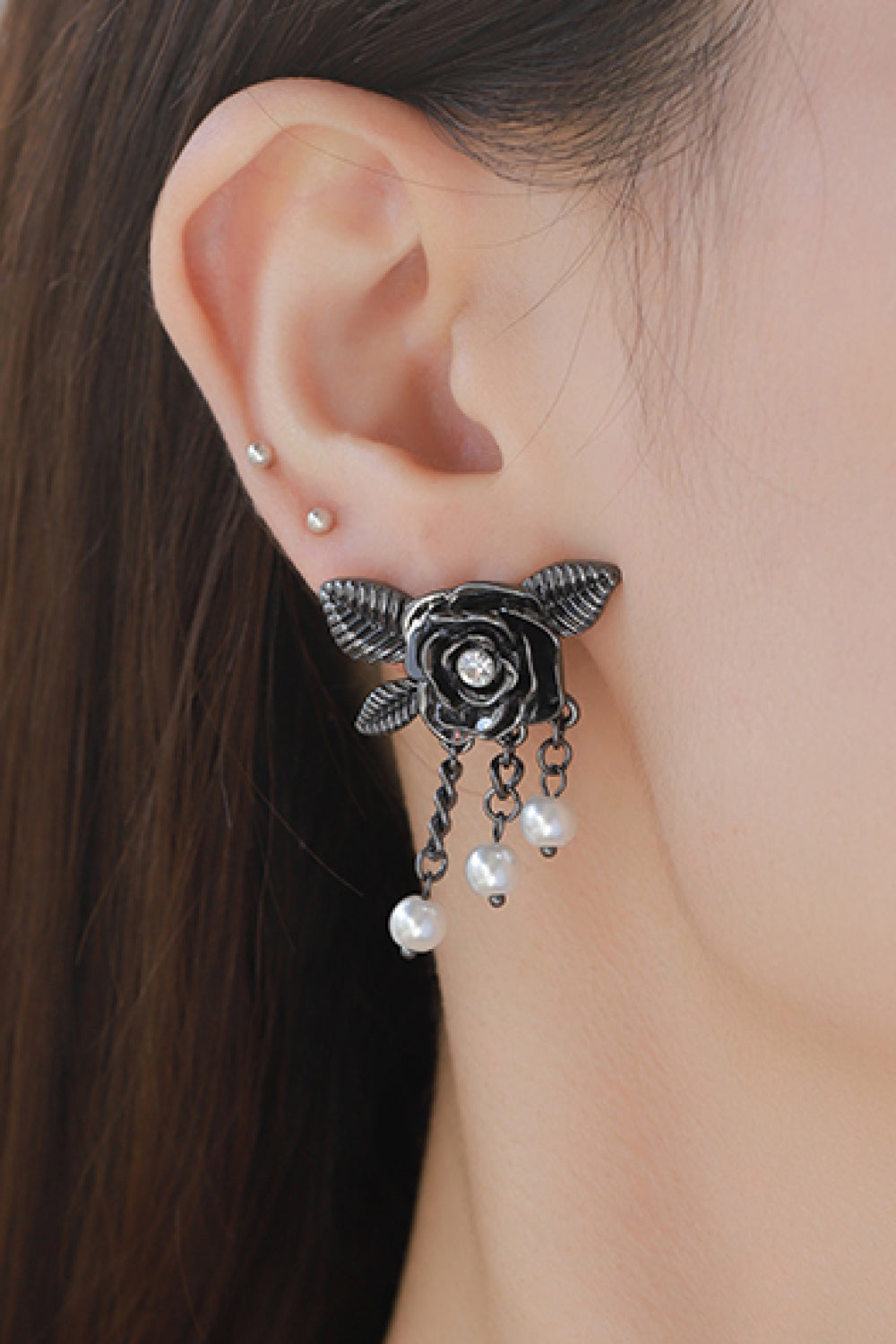 Floral Chain Detail Pearl Earrings - AllIn Computer