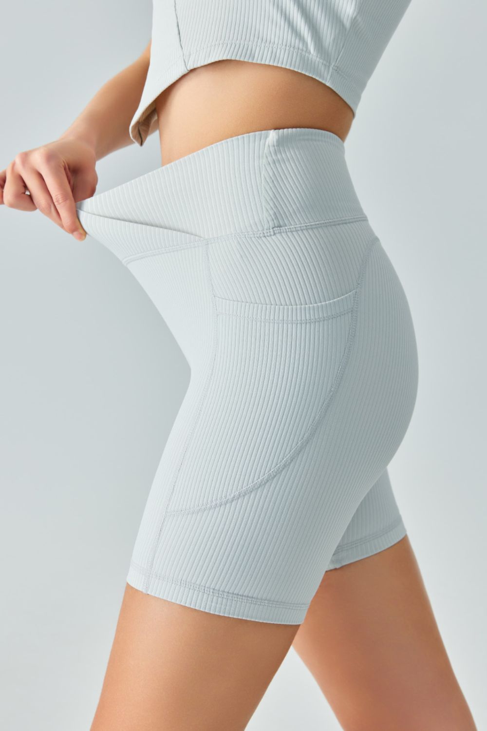 V-Waist Ribbed Sports Biker Shorts with Pockets - AllIn Computer