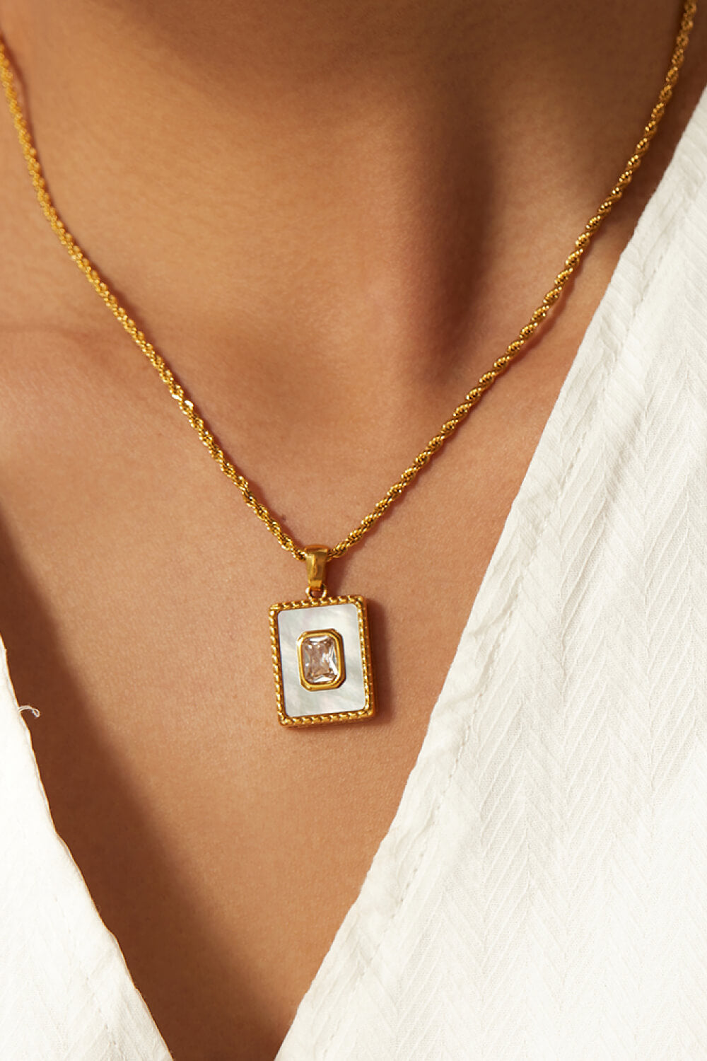 Square Pendant Twisted Chain Necklace - AllIn Computer