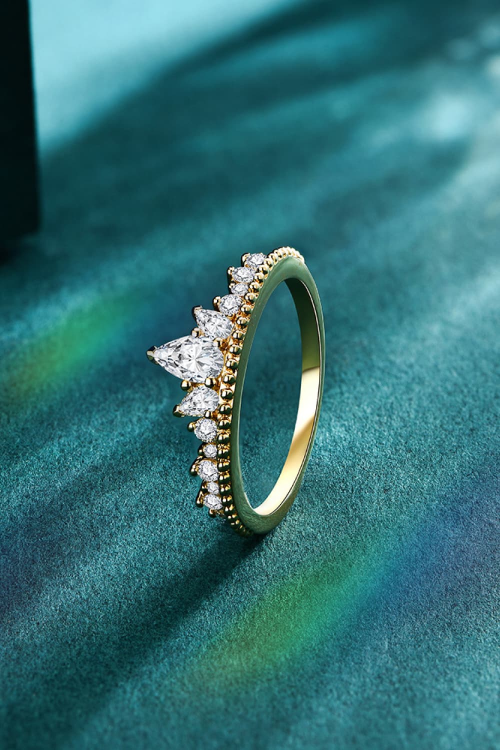 Crown Shape Moissanite Ring - AllIn Computer
