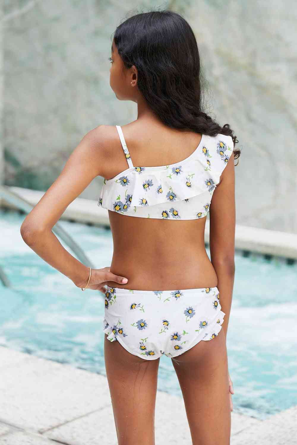Marina West Swim Float On Asymmetric Neck Two-Piece Set in Daisy Cream - AllIn Computer