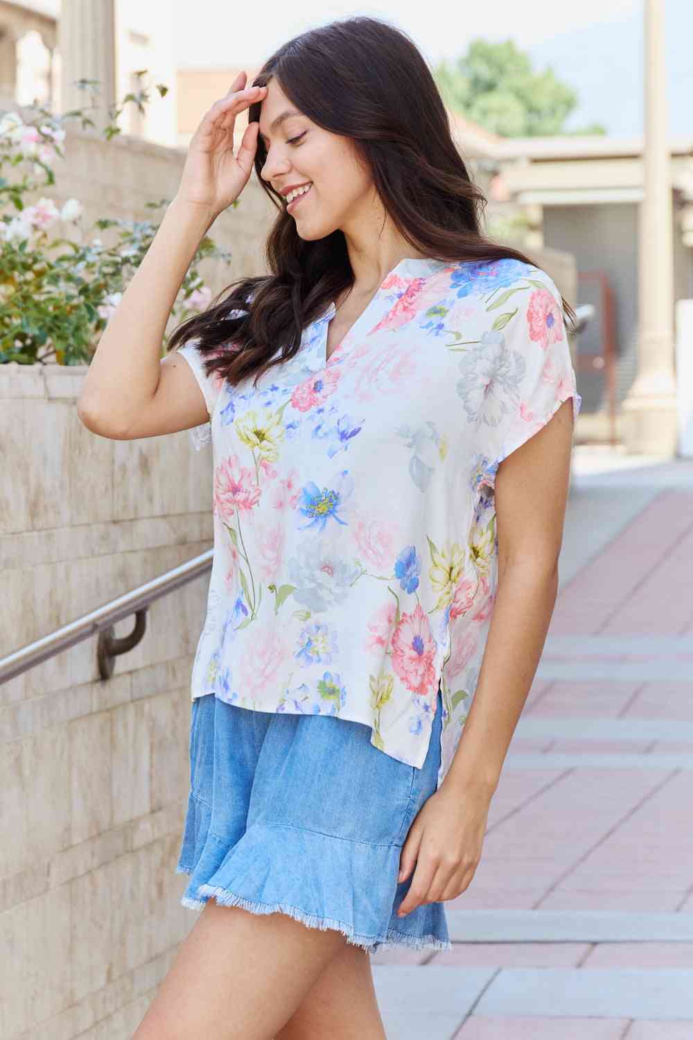White Birch One And Only Full Size Short Sleeve Floral Print Top - AllIn Computer