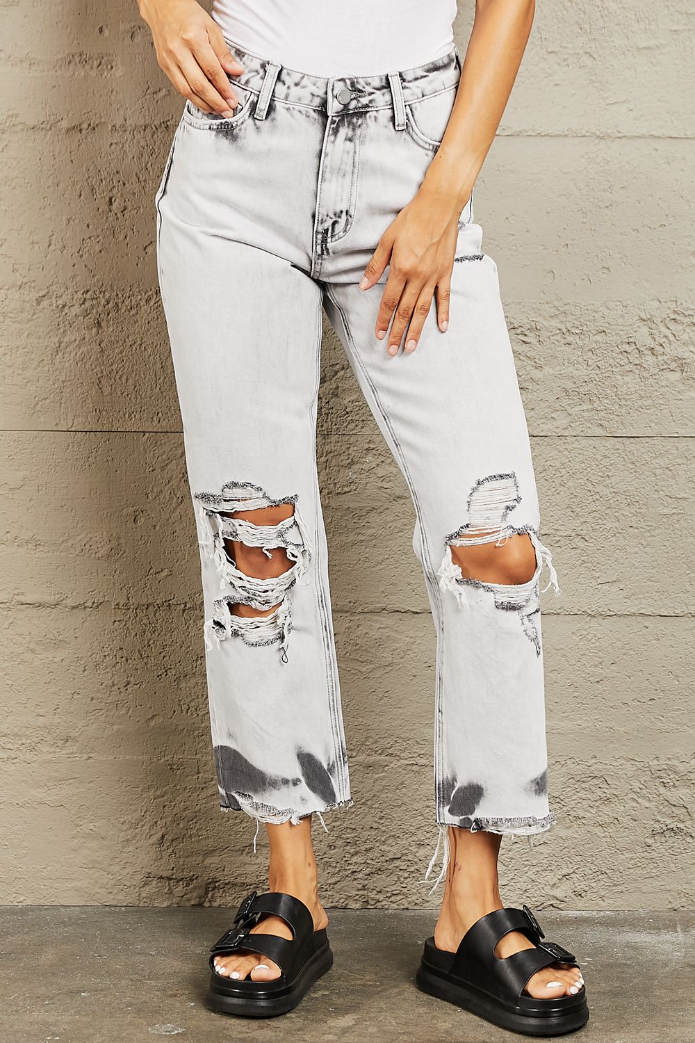 BAYEAS Acid Wash Accent Cropped Mom Jeans - AllIn Computer