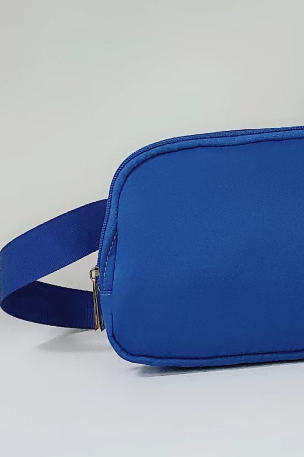 Buckle Zip Closure Fanny Pack - AllIn Computer
